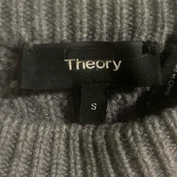 THEORY MERINO WOOL SWEATER - Picture 4 of 7